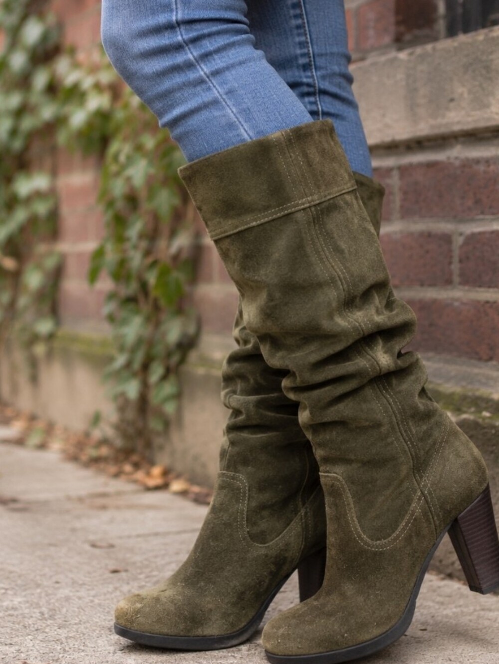 Michael Kors Olive Green Suede Slouch Knee High Boots Boho Heels Size 7.5